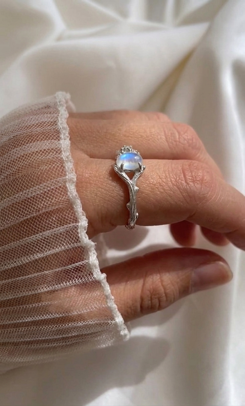 Aube Moonstone Ring