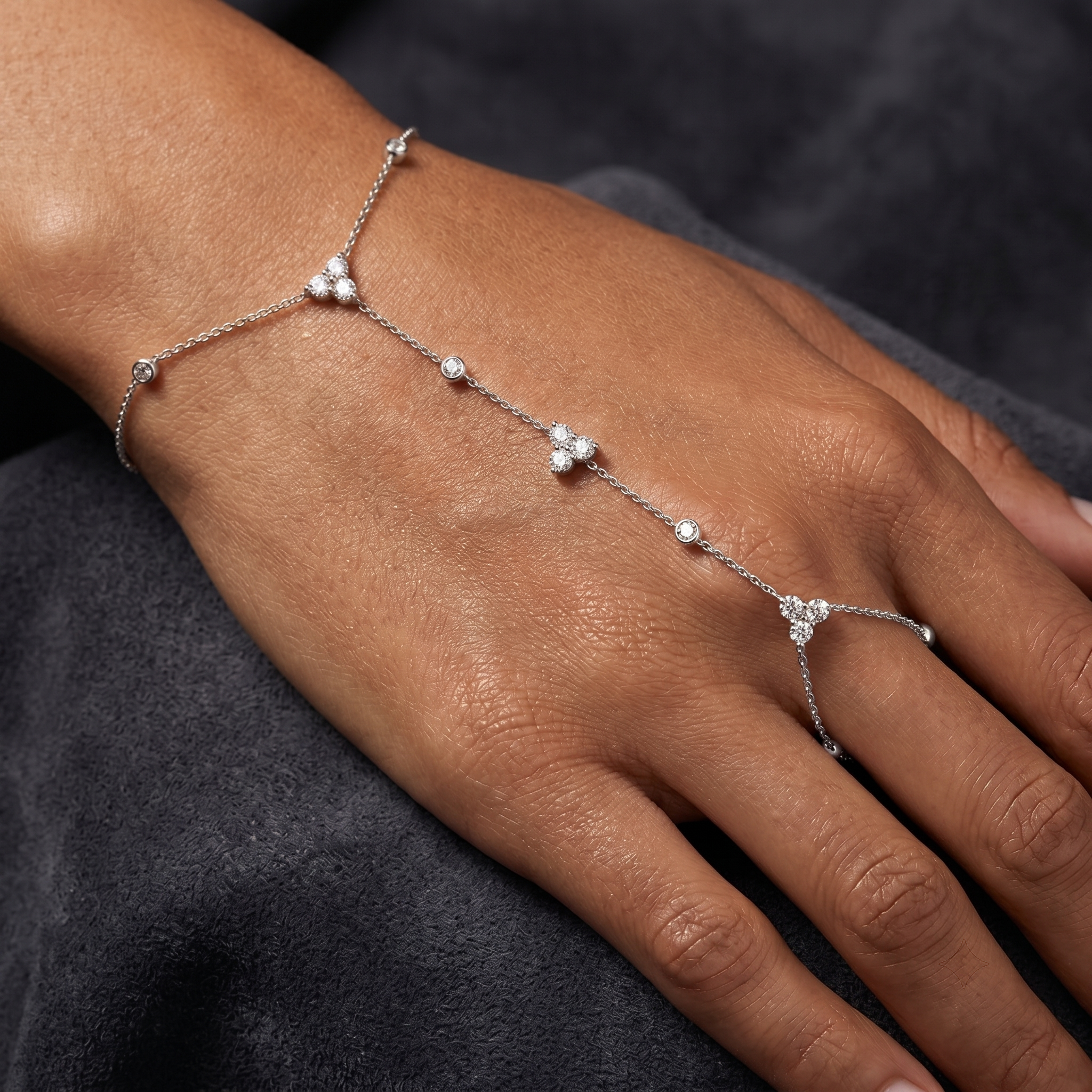Aurélia Hand Chain Bracelet