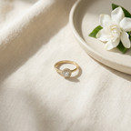 Éclat Moissanite Ring