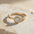 Éclat Moissanite Ring