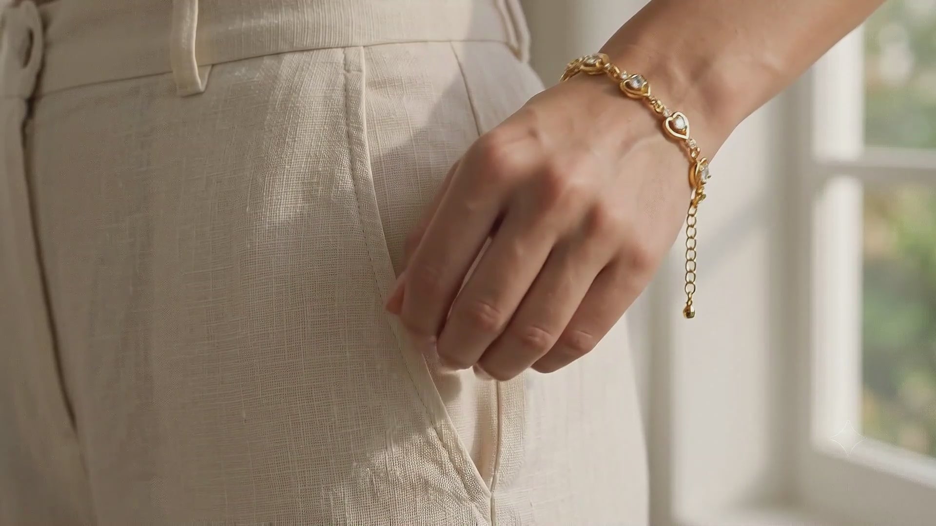 Élise Heart Bracelet