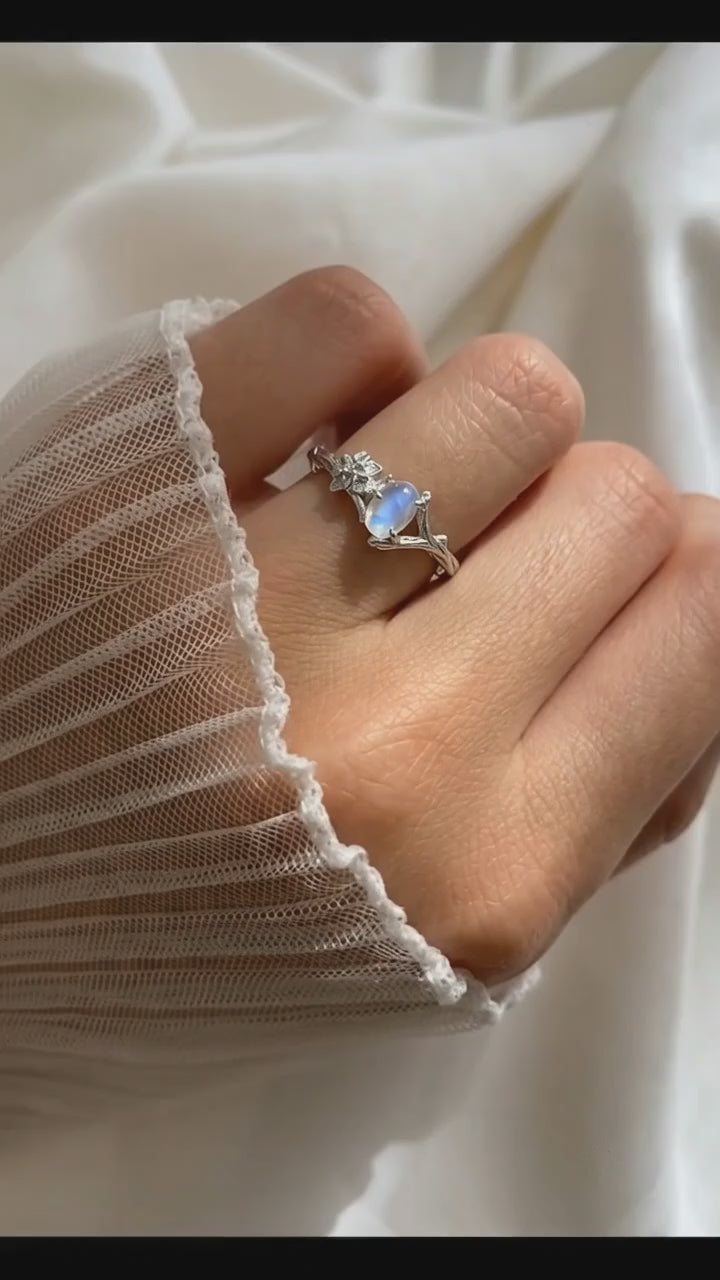 Aube Moonstone Ring